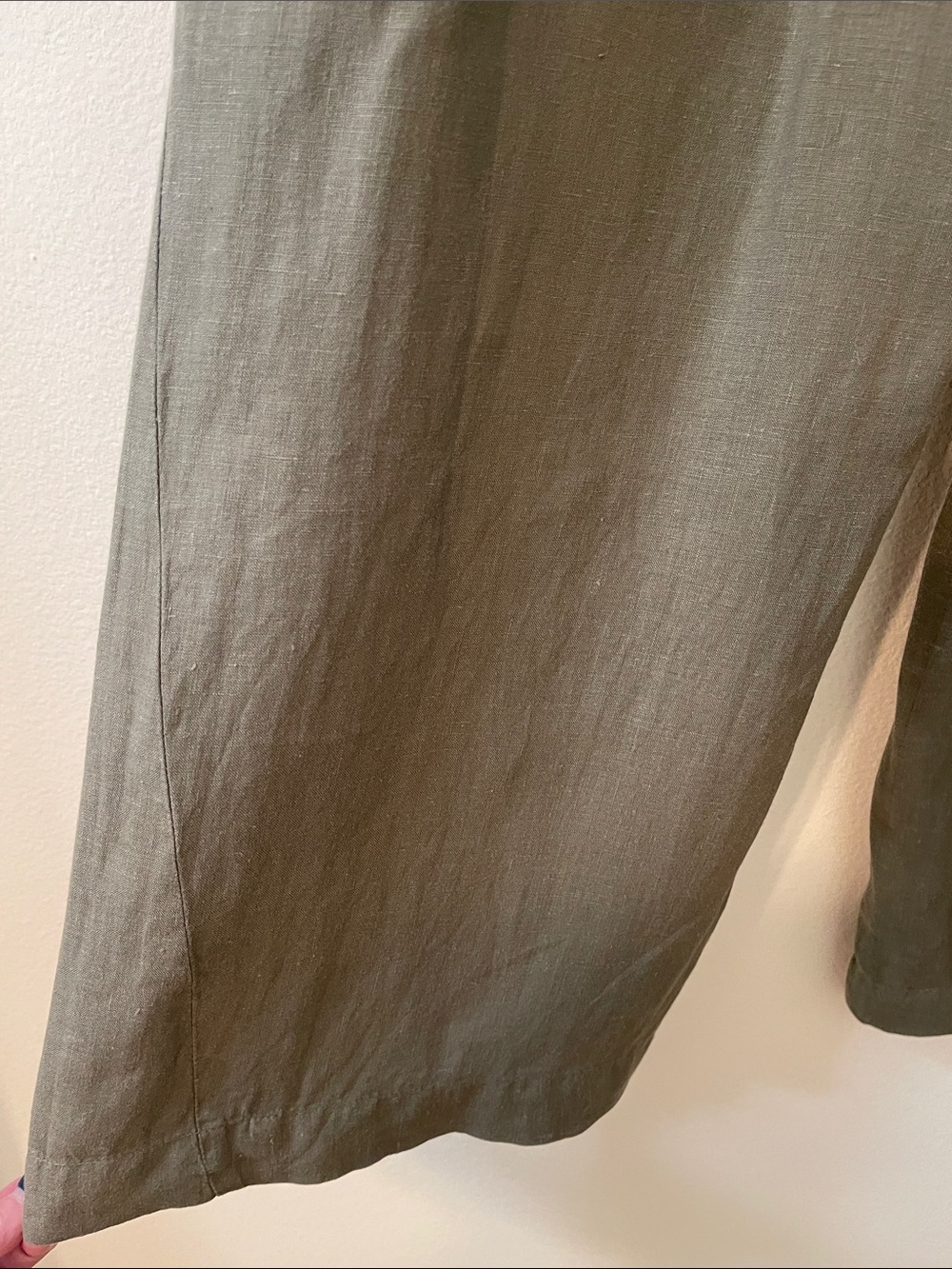 Lola Linen Velvet by Graham & Spencer Olive Green Wide-Leg Pants - Picture 5 of 15